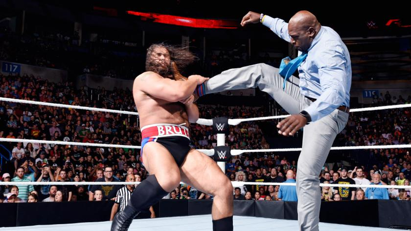 Illustration for article titled Letting the days go by, let WWE RAW hold you down